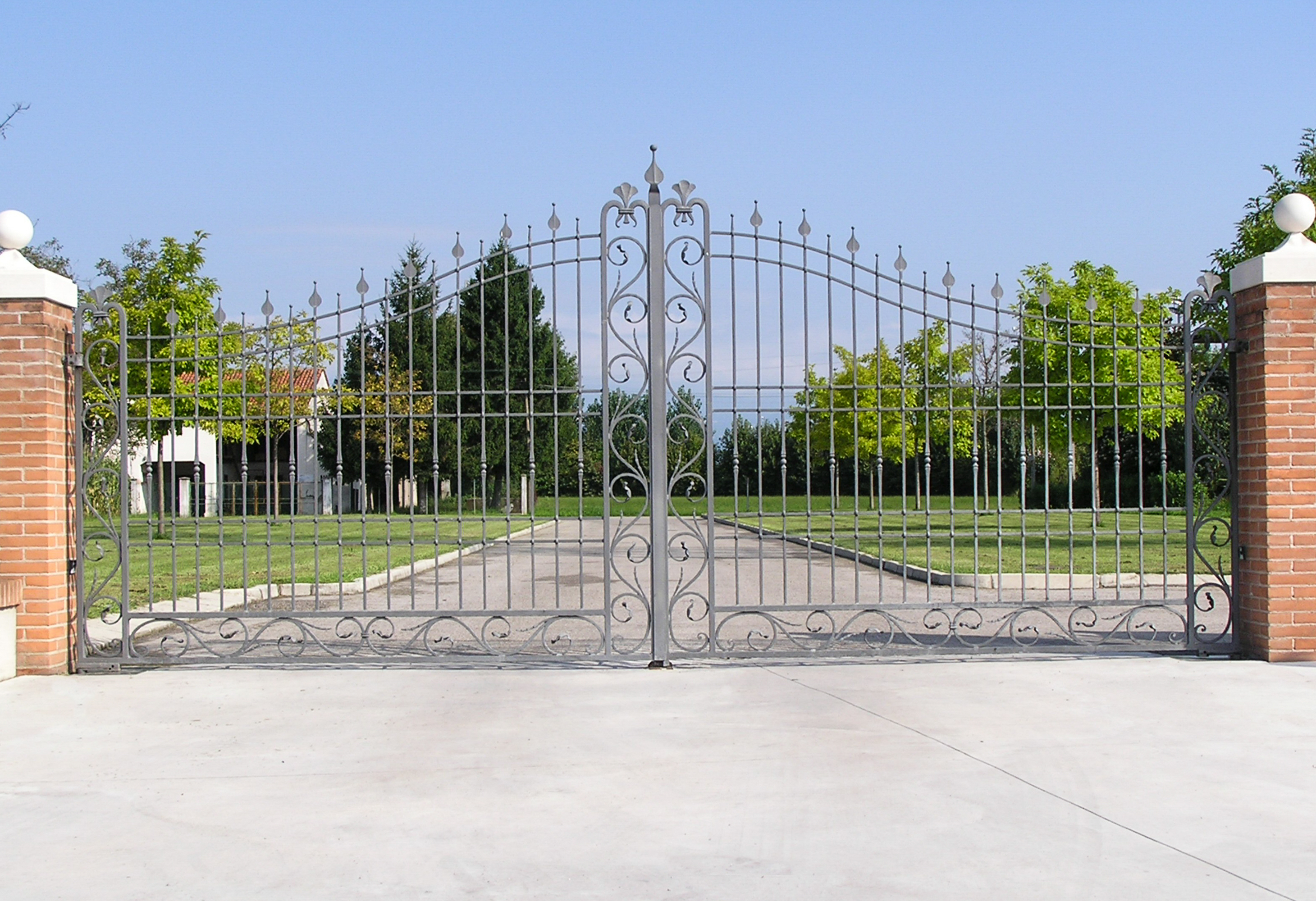 cancelli Slide background